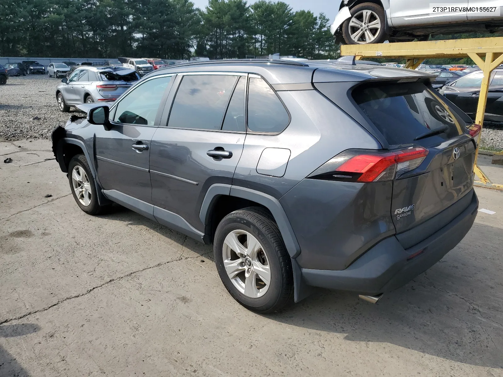 2T3P1RFV8MC155627 2021 Toyota Rav4 Xle