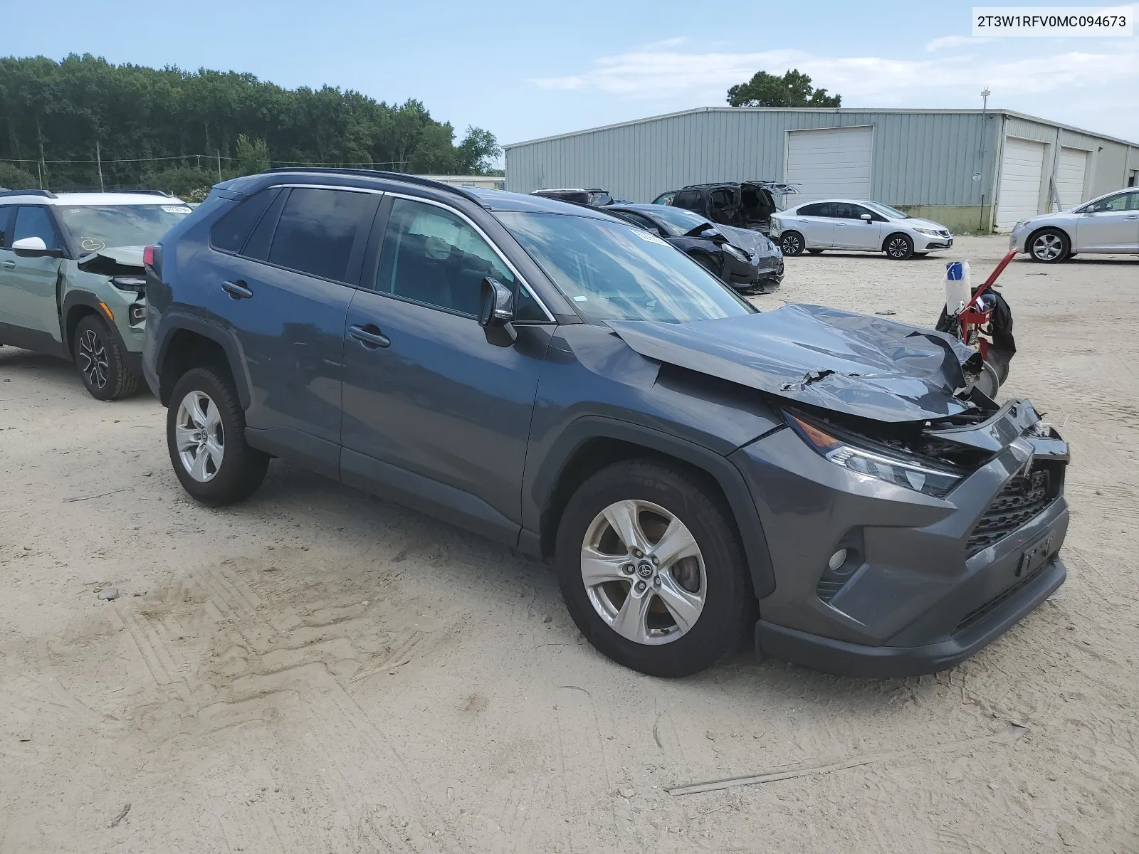 2T3W1RFV0MC094673 2021 Toyota Rav4 Xle