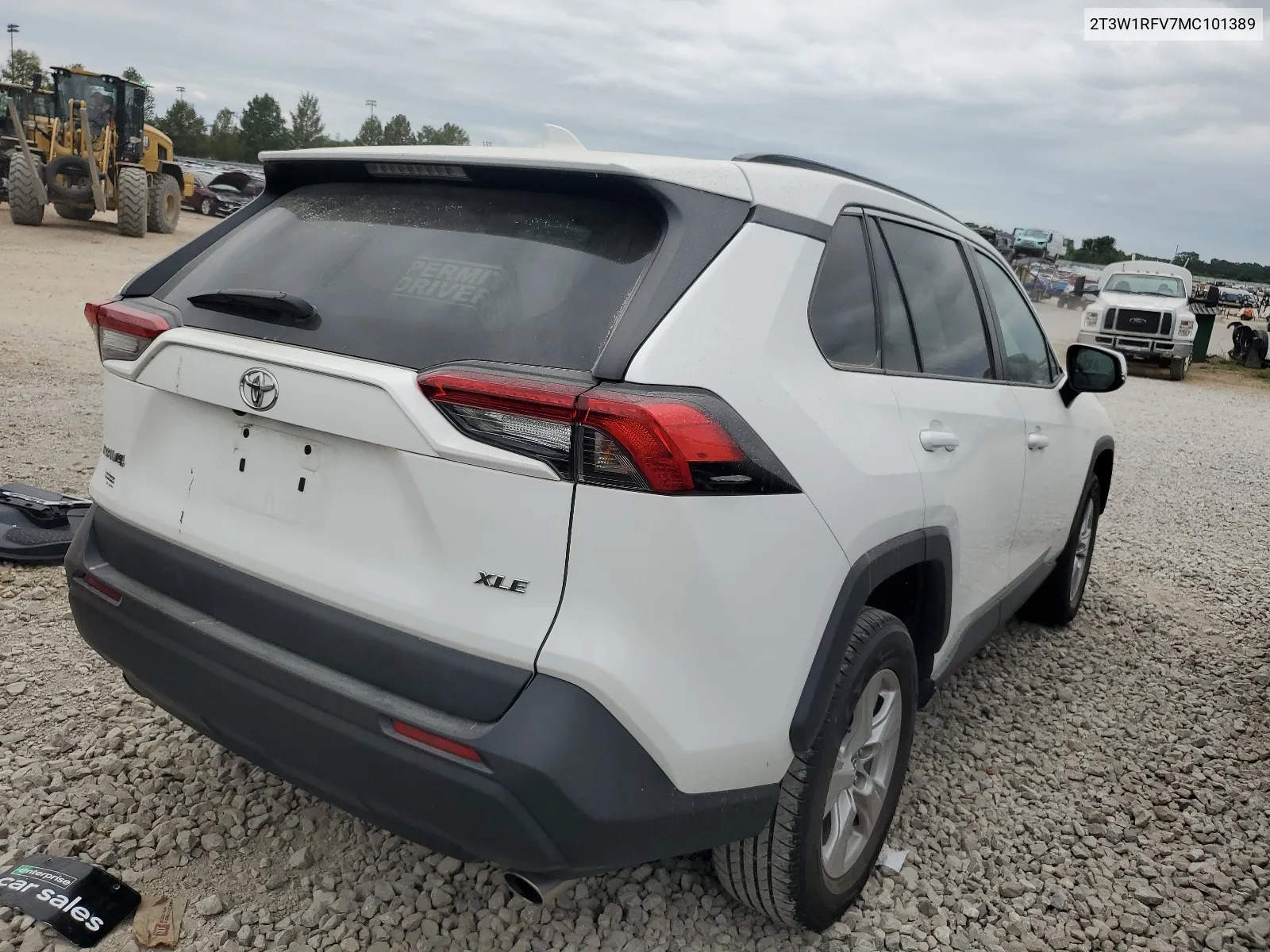 2T3W1RFV7MC101389 2021 Toyota Rav4 Xle