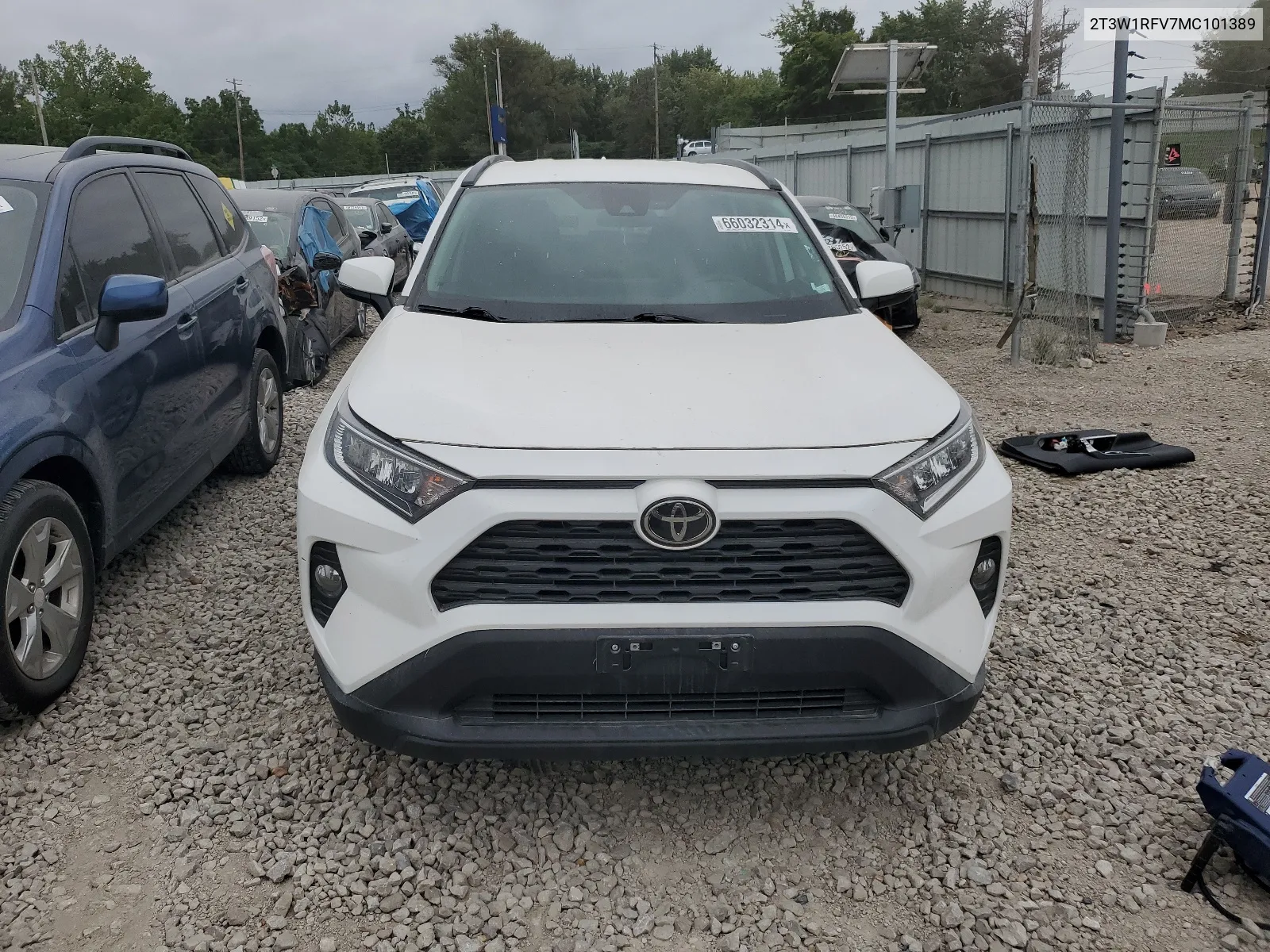 2T3W1RFV7MC101389 2021 Toyota Rav4 Xle