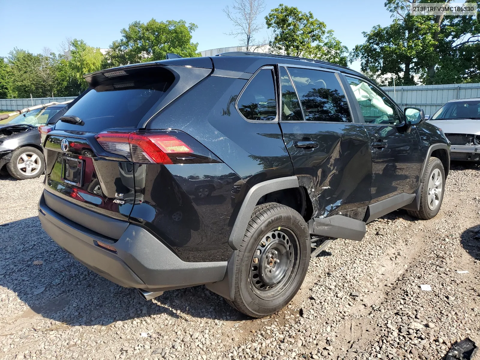 2T3F1RFV3MC186330 2021 Toyota Rav4 Le