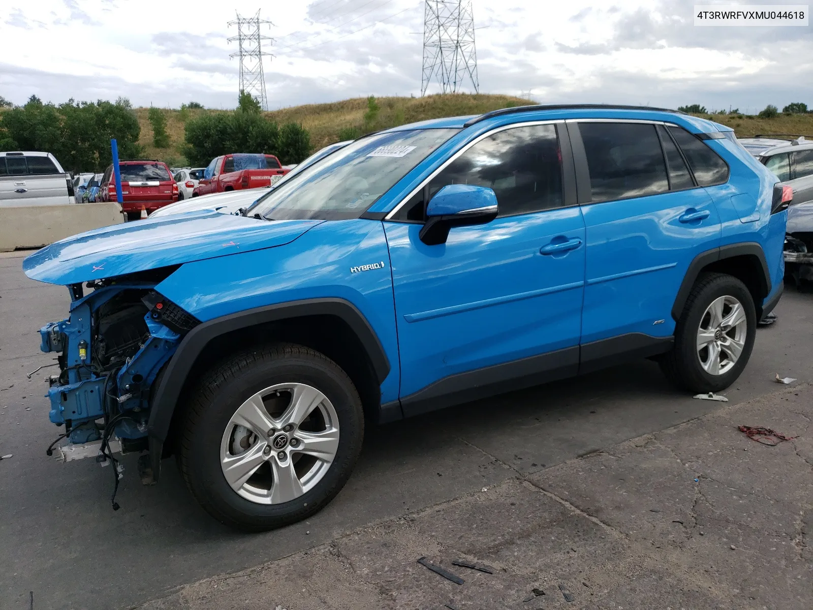 4T3RWRFVXMU044618 2021 Toyota Rav4 Xle