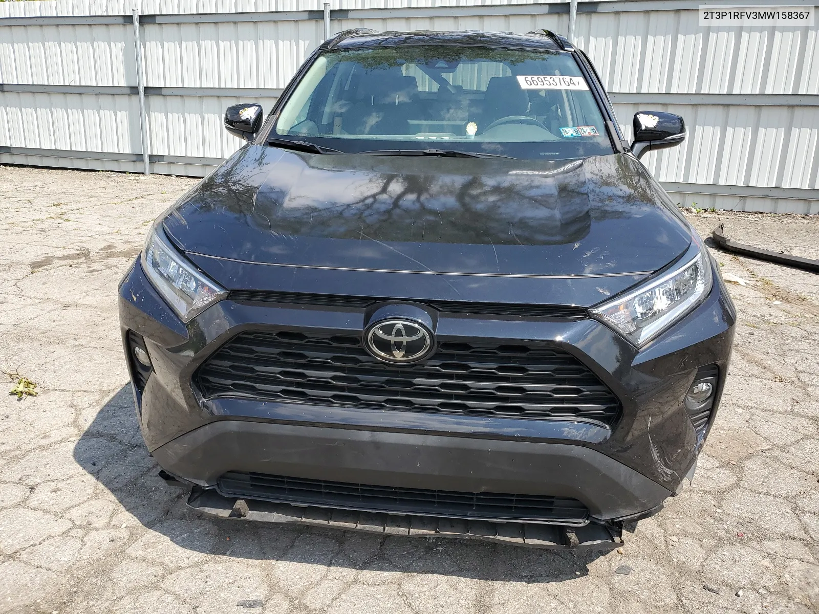 2T3P1RFV3MW158367 2021 Toyota Rav4 Xle