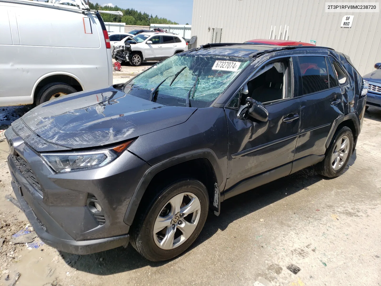 2T3P1RFV8MC238720 2021 Toyota Rav4 Xle