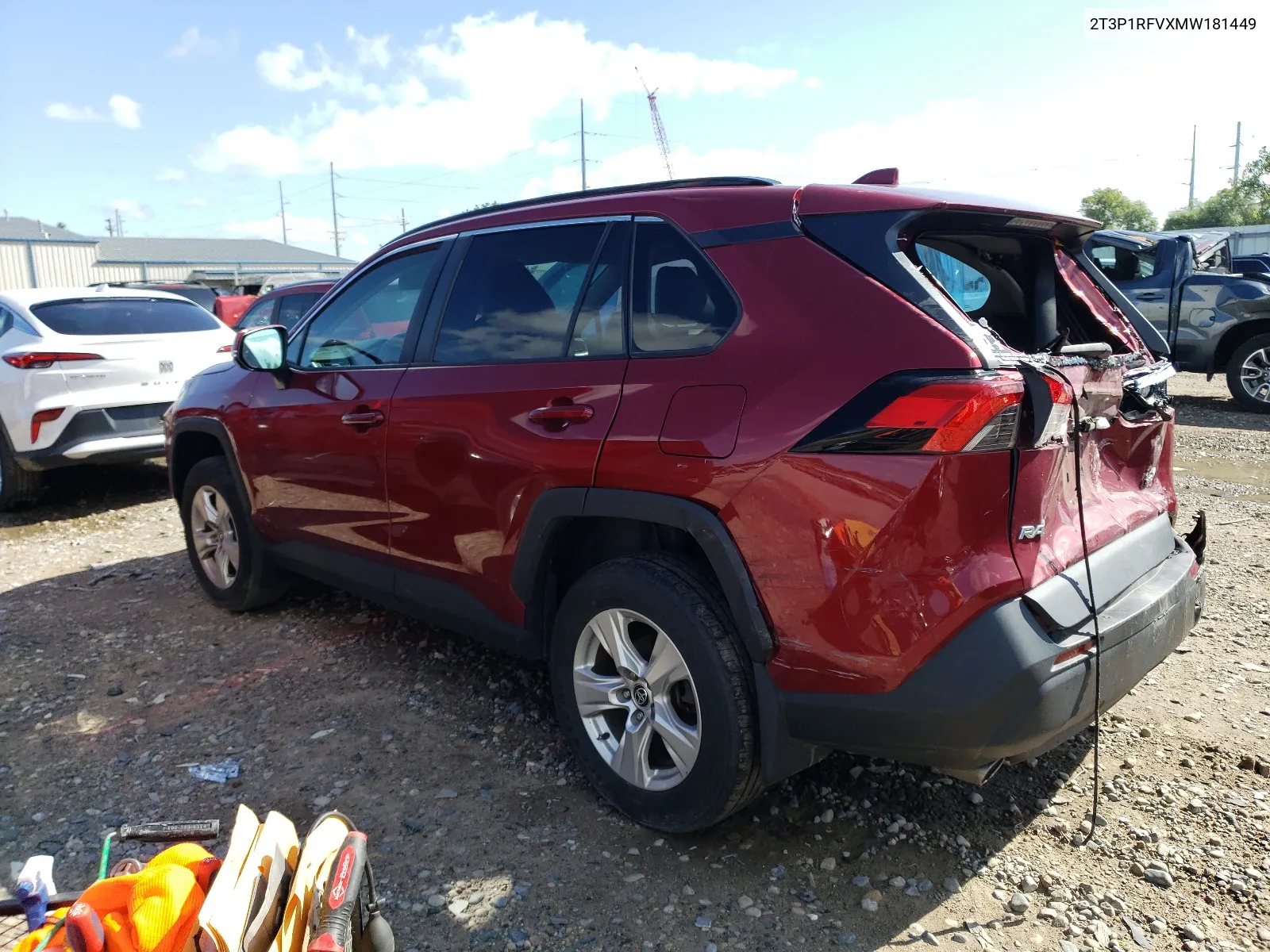 2T3P1RFVXMW181449 2021 Toyota Rav4 Xle