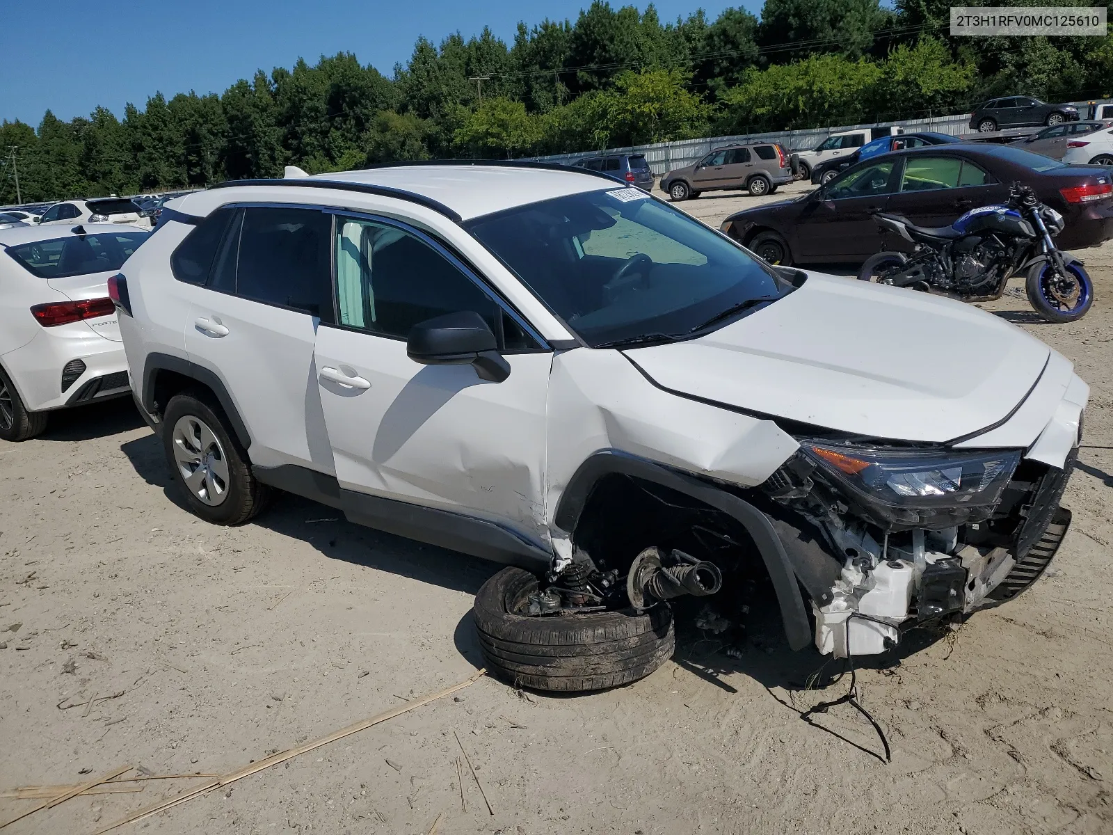 2T3H1RFV0MC125610 2021 Toyota Rav4 Le