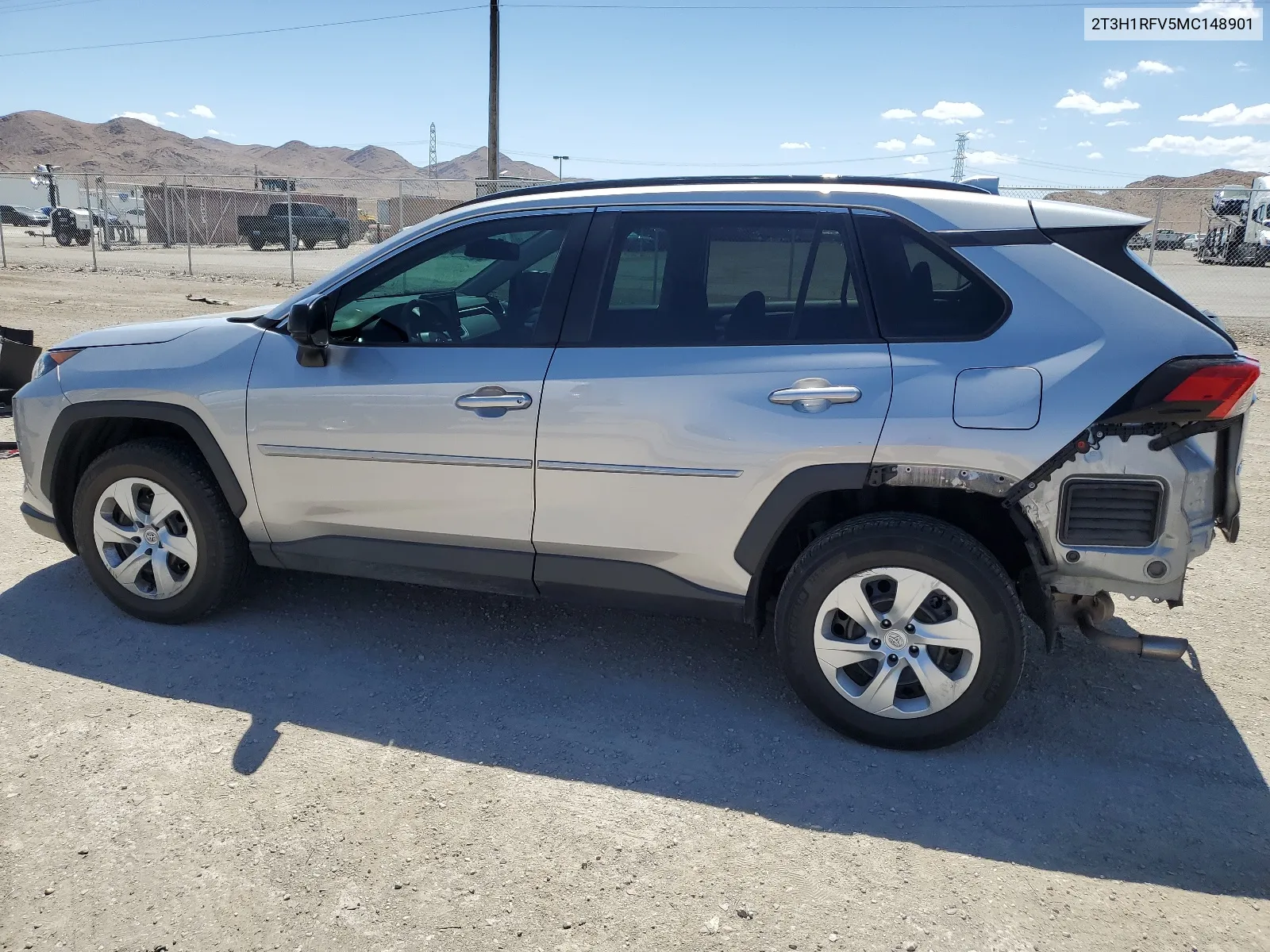 2T3H1RFV5MC148901 2021 Toyota Rav4 Le