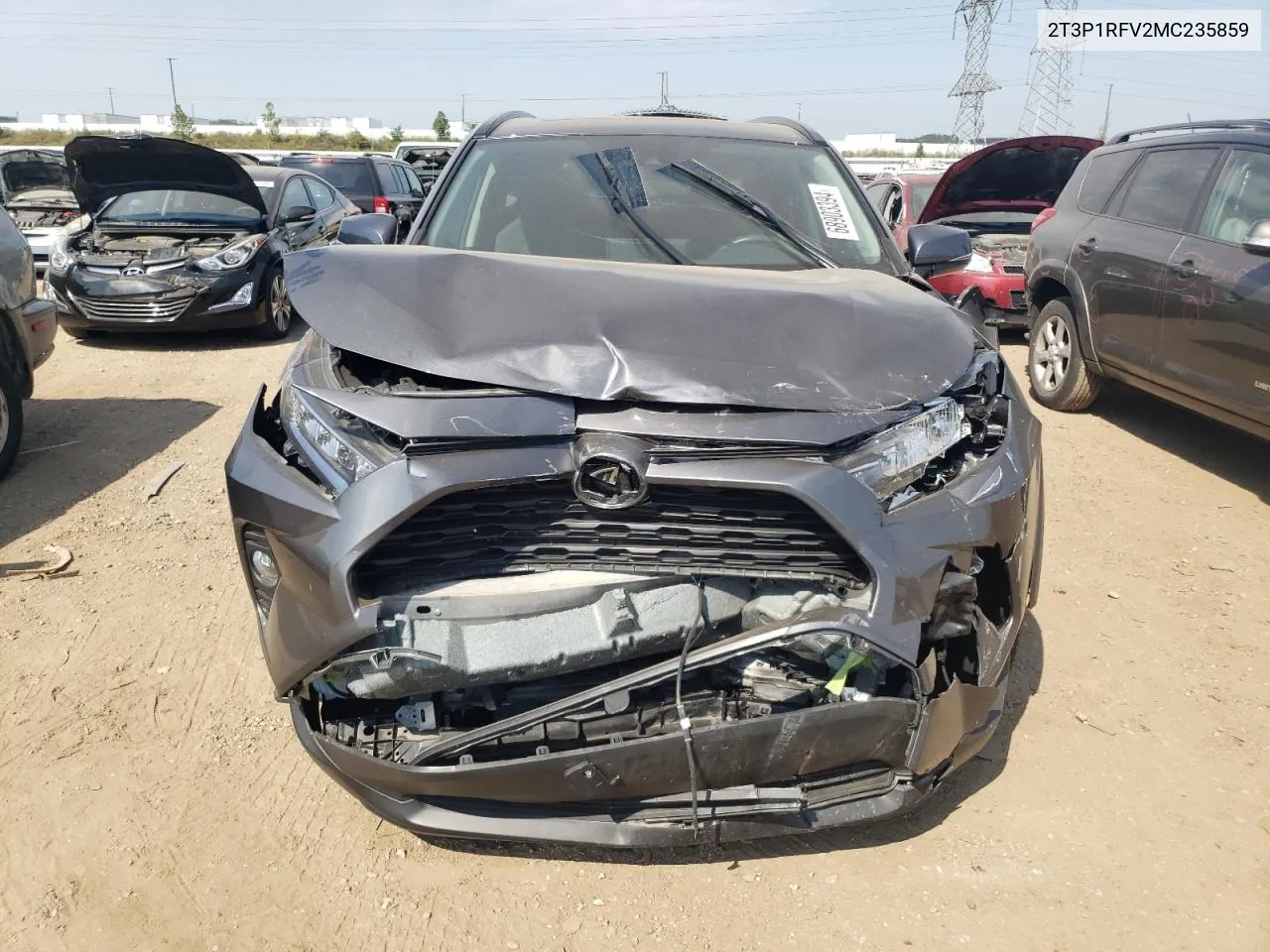 2T3P1RFV2MC235859 2021 Toyota Rav4 Xle