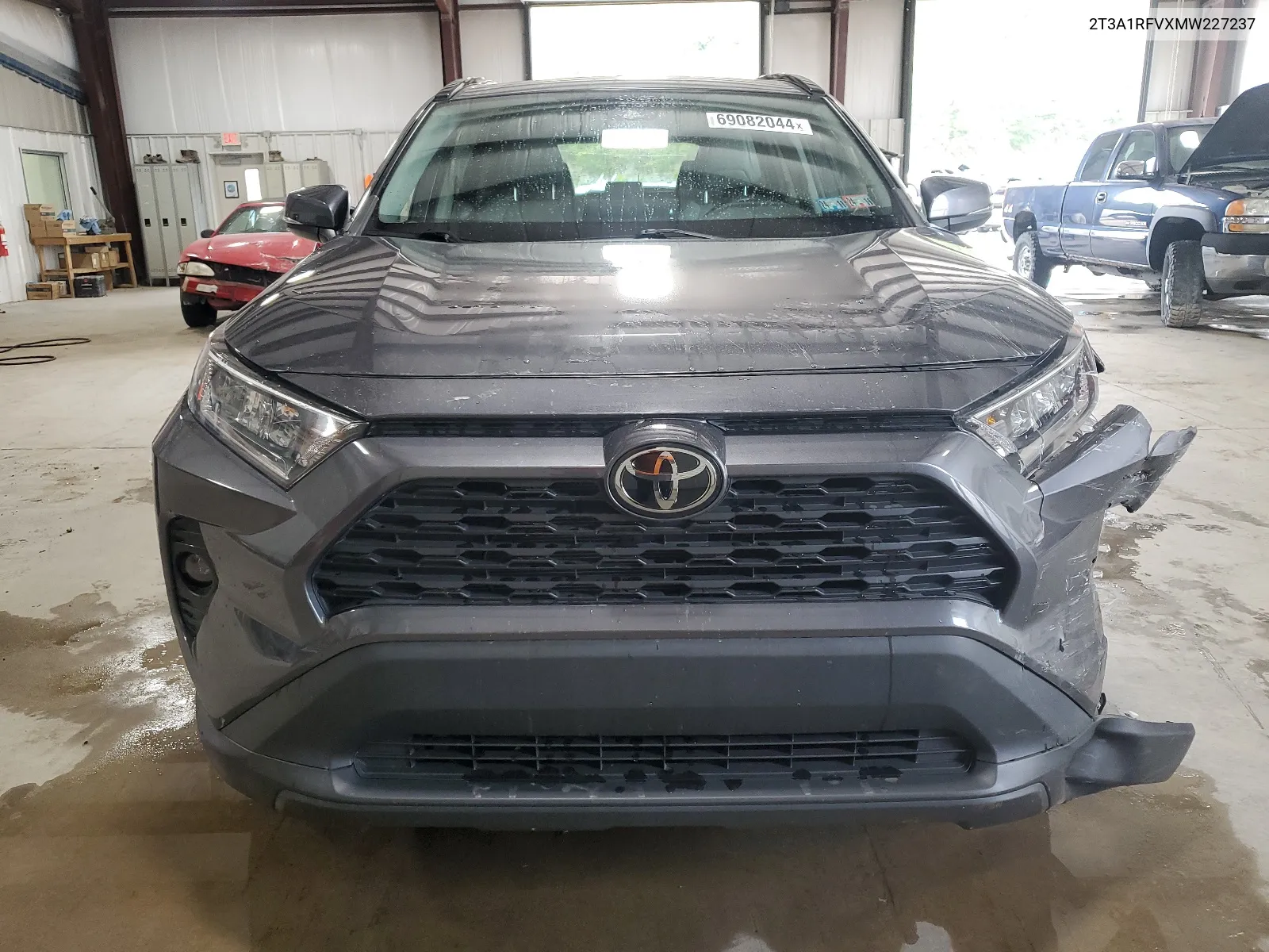 2021 Toyota Rav4 Xle Premium VIN: 2T3A1RFVXMW227237 Lot: 69082044