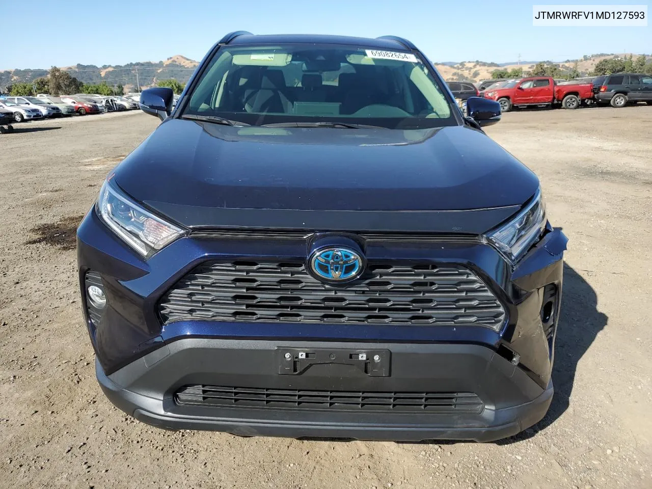 2021 Toyota Rav4 Xle VIN: JTMRWRFV1MD127593 Lot: 69082654