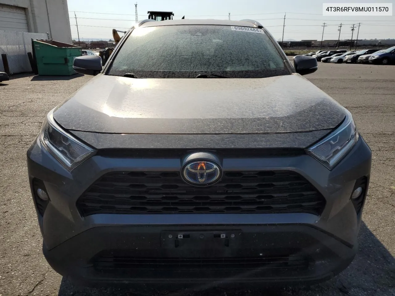 4T3R6RFV8MU011570 2021 Toyota Rav4 Xle