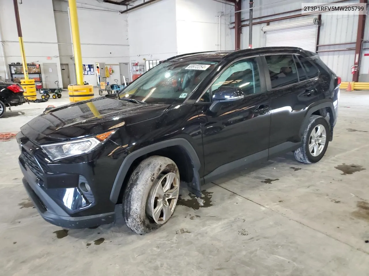 2T3P1RFV5MW205799 2021 Toyota Rav4 Xle