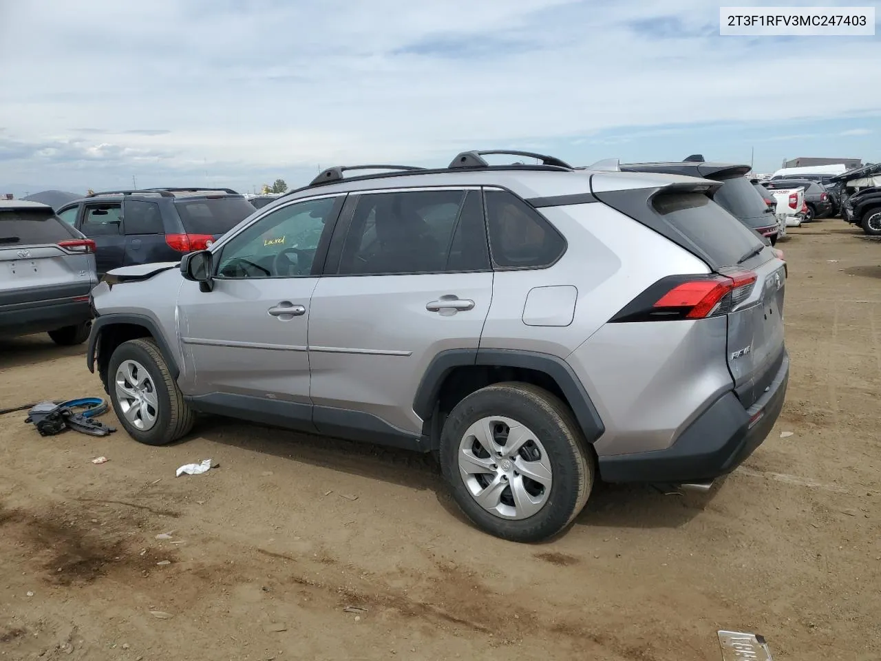 2T3F1RFV3MC247403 2021 Toyota Rav4 Le