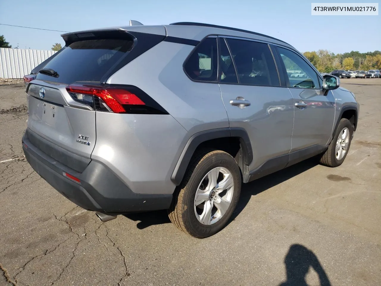 4T3RWRFV1MU021776 2021 Toyota Rav4 Xle