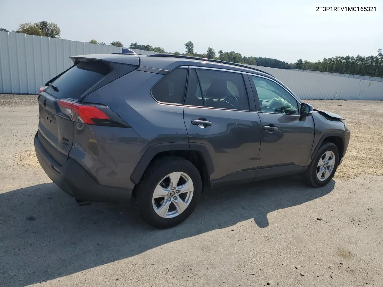 2T3P1RFV1MC165321 2021 Toyota Rav4 Xle