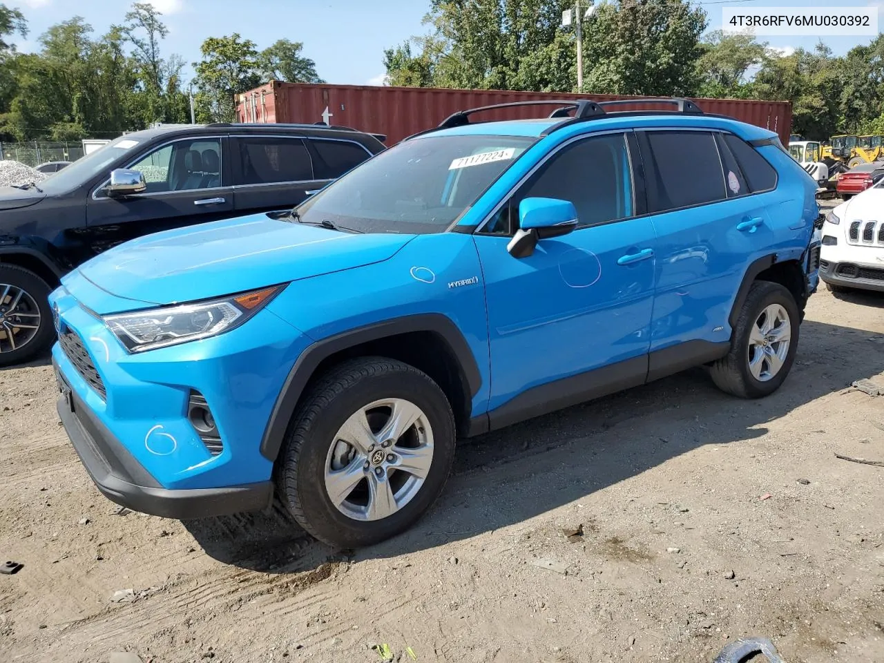 4T3R6RFV6MU030392 2021 Toyota Rav4 Xle