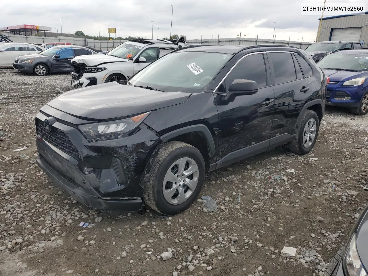 2T3H1RFV9MW152660 2021 Toyota Rav4 Le