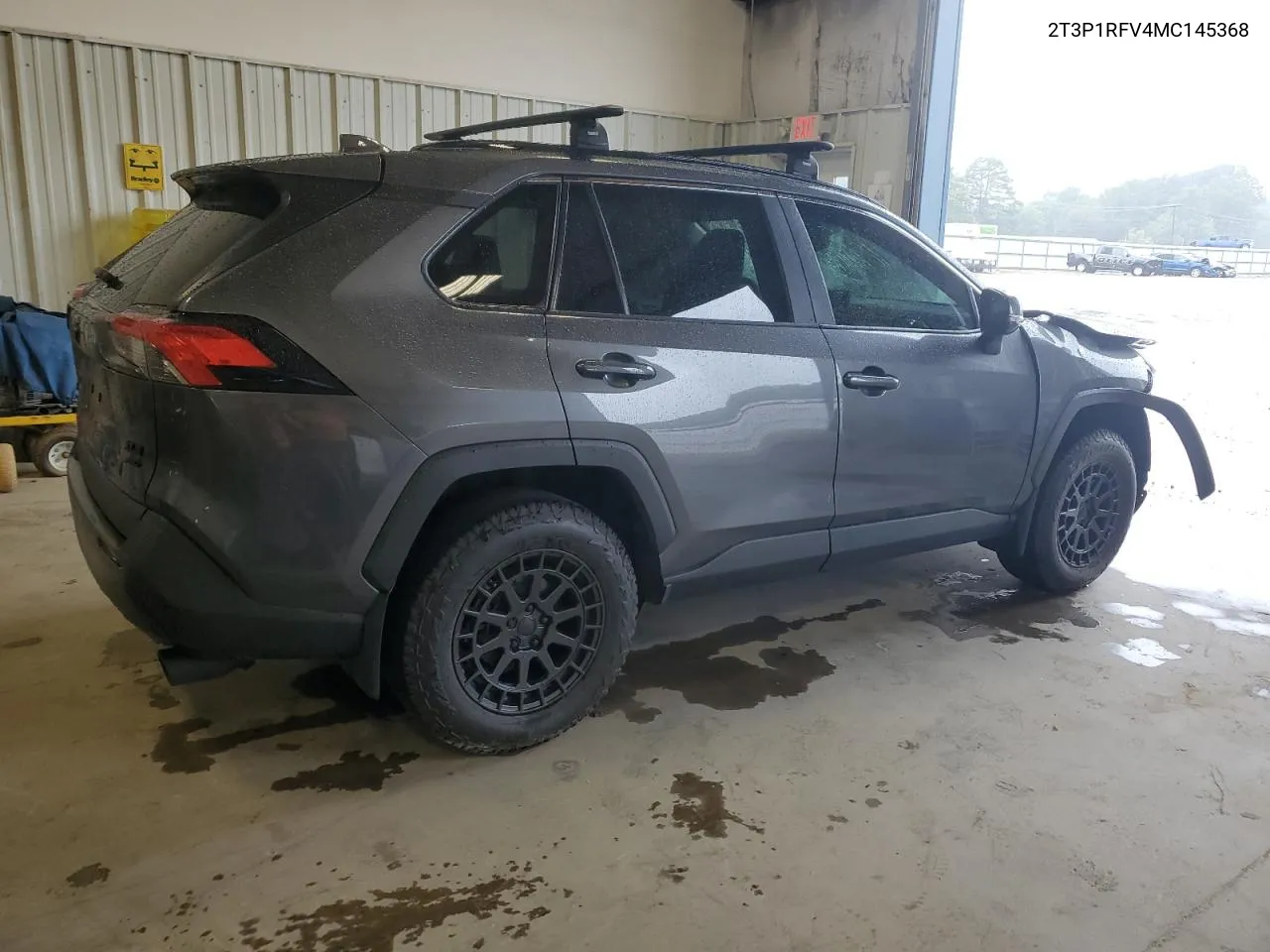 2T3P1RFV4MC145368 2021 Toyota Rav4 Xle