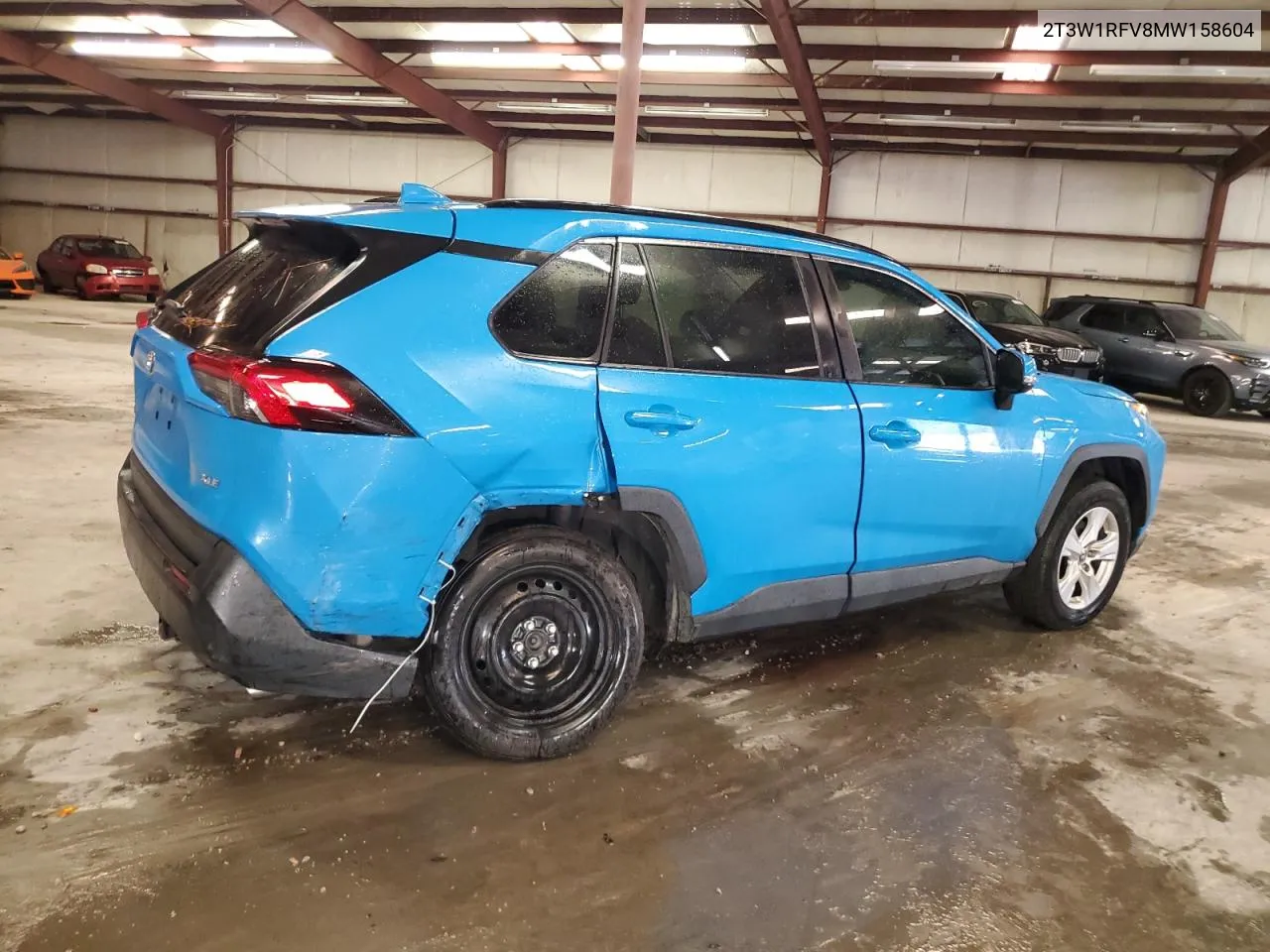 2T3W1RFV8MW158604 2021 Toyota Rav4 Xle