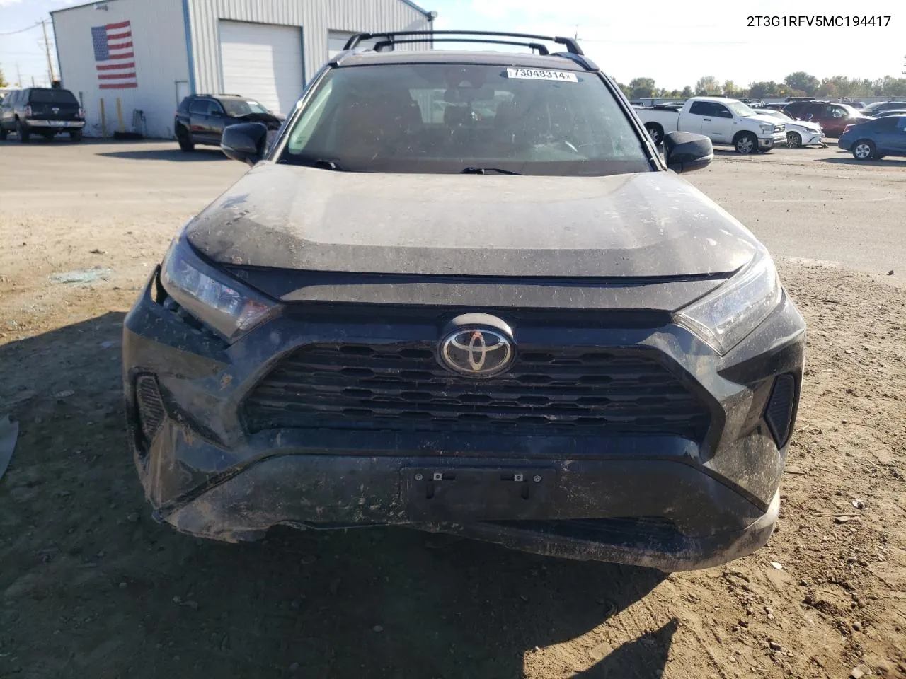 2T3G1RFV5MC194417 2021 Toyota Rav4 Le