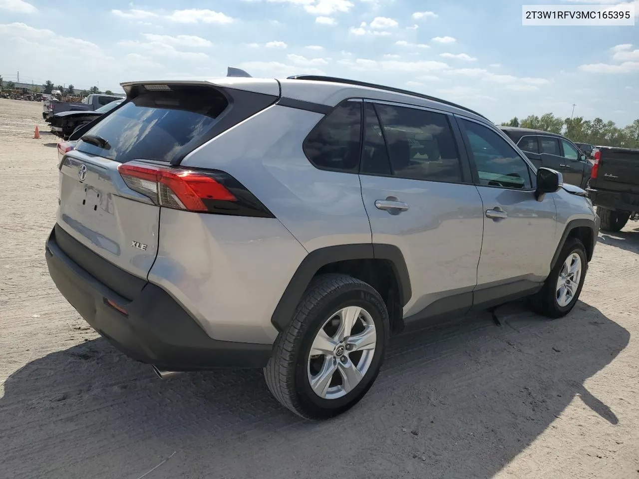 2021 Toyota Rav4 Xle VIN: 2T3W1RFV3MC165395 Lot: 74011224