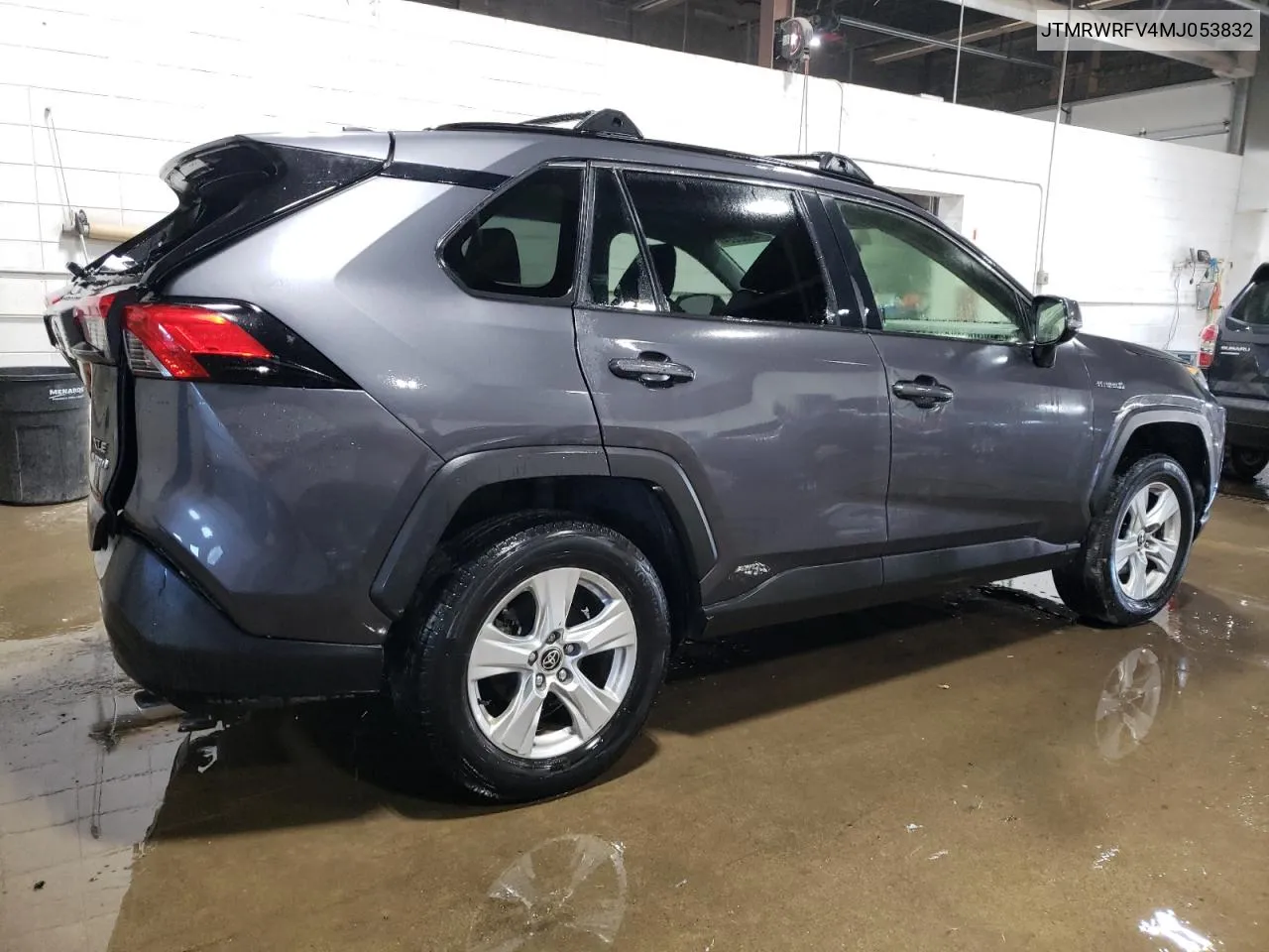 2021 Toyota Rav4 Xle VIN: JTMRWRFV4MJ053832 Lot: 74952224