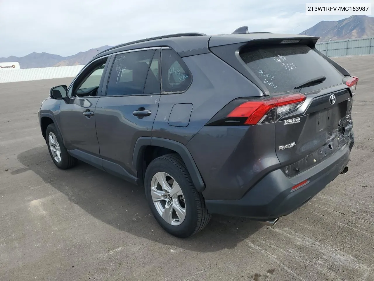 2021 Toyota Rav4 Xle VIN: 2T3W1RFV7MC163987 Lot: 75742384