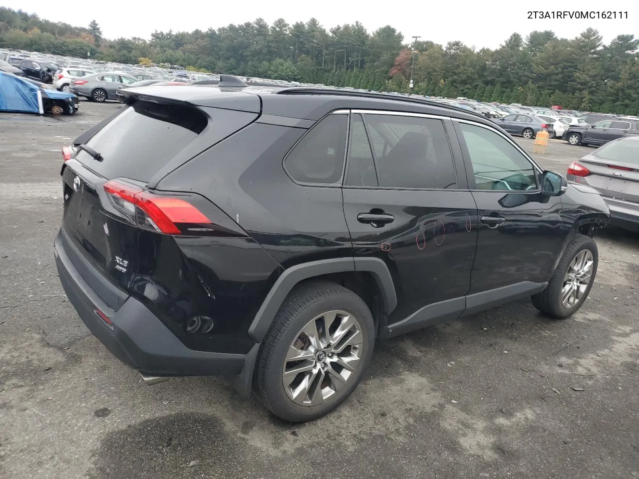 2021 Toyota Rav4 Xle Premium VIN: 2T3A1RFV0MC162111 Lot: 75880294