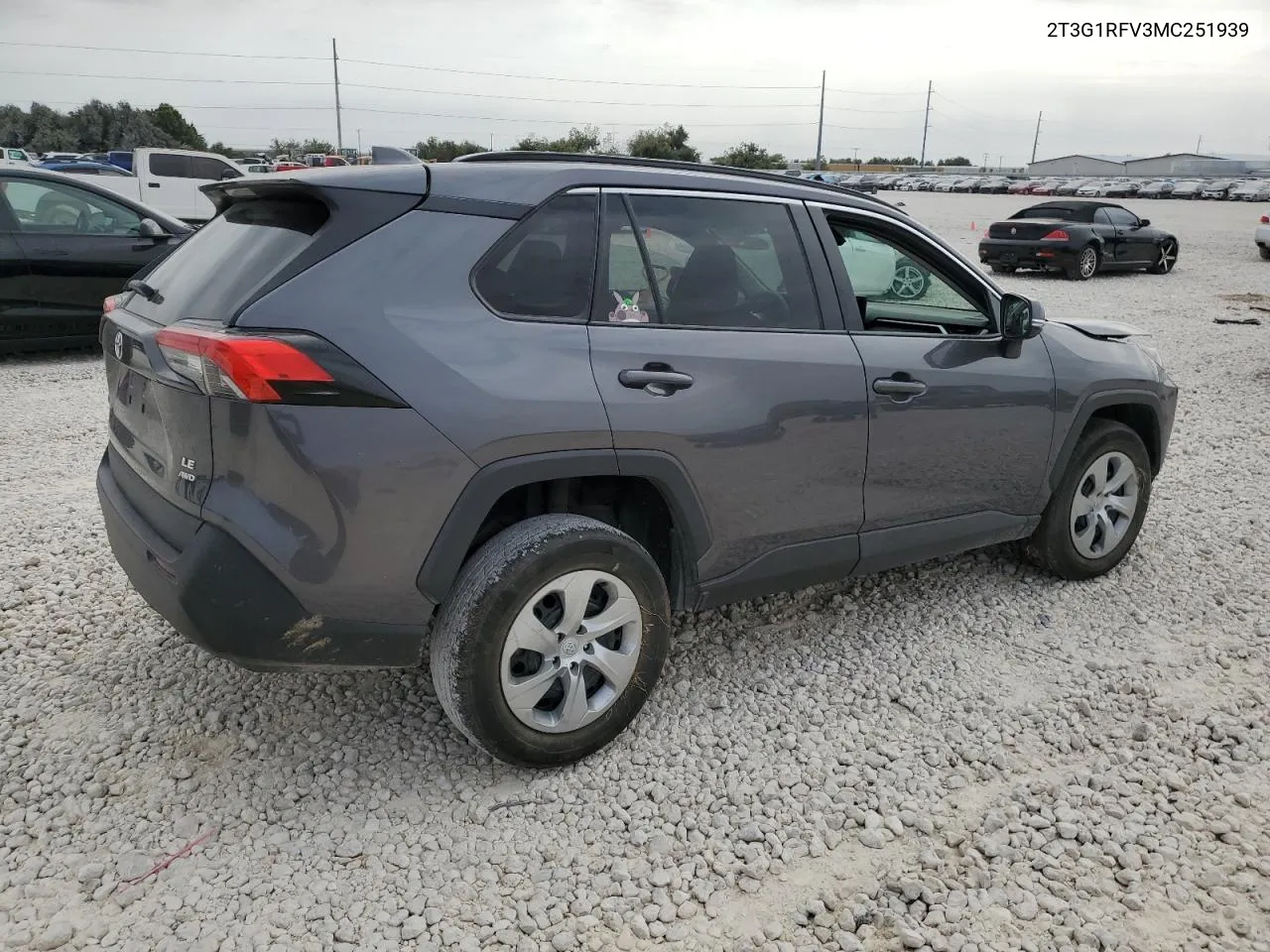 2021 Toyota Rav4 Le VIN: 2T3G1RFV3MC251939 Lot: 76561874