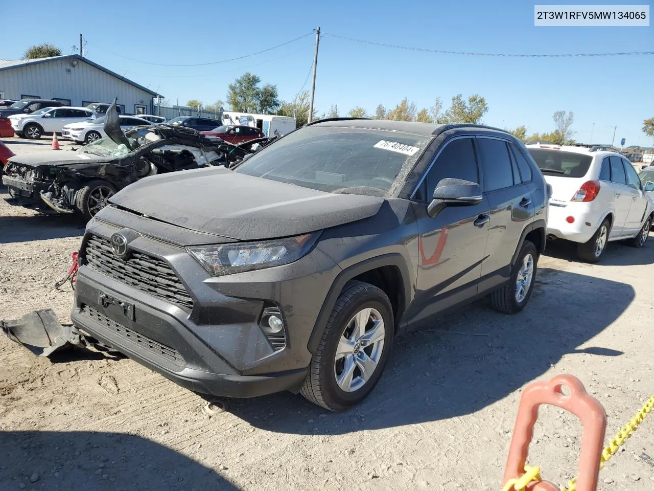 2021 Toyota Rav4 Xle VIN: 2T3W1RFV5MW134065 Lot: 76740404