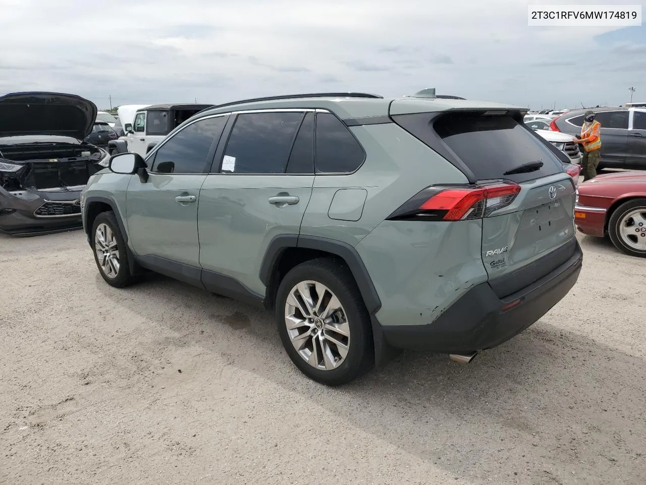 2021 Toyota Rav4 Xle Premium VIN: 2T3C1RFV6MW174819 Lot: 76836384