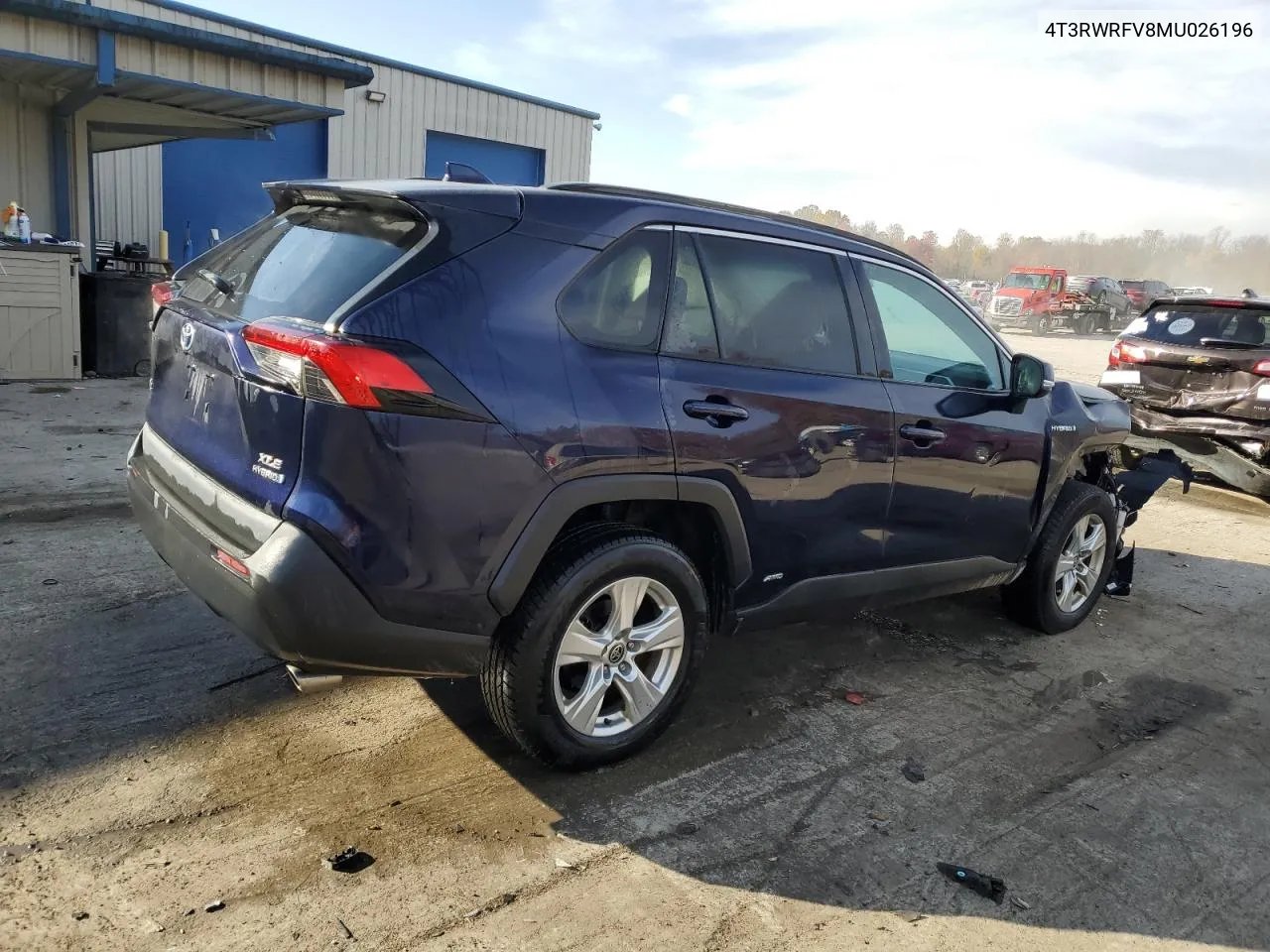 4T3RWRFV8MU026196 2021 Toyota Rav4 Xle