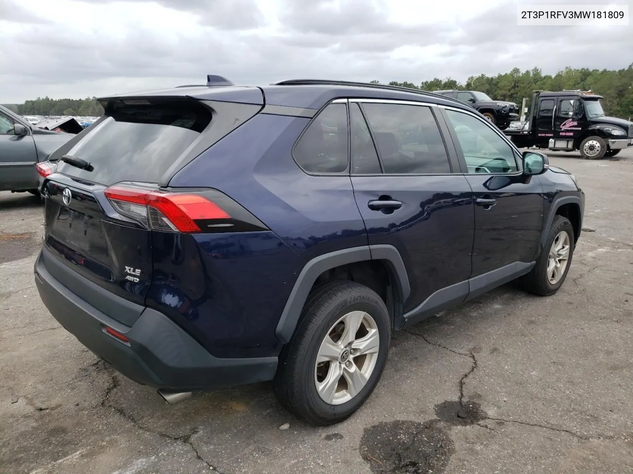 2021 Toyota Rav4 Xle VIN: 2T3P1RFV3MW181809 Lot: 79009024