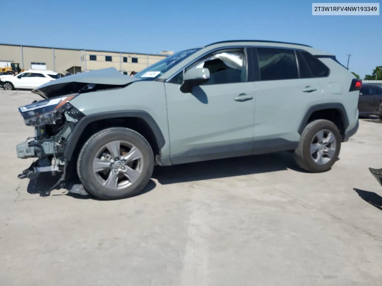 2T3W1RFV4NW193349 2022 Toyota Rav4 Xle