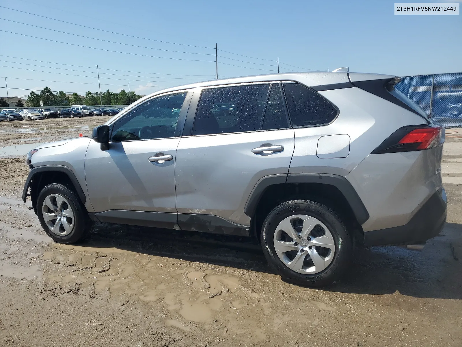 2T3H1RFV5NW212449 2022 Toyota Rav4 Le