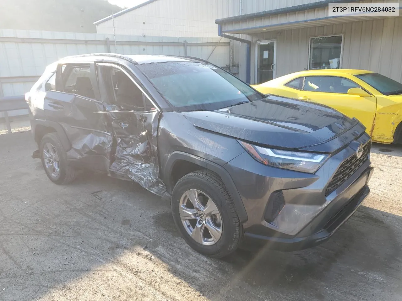 2T3P1RFV6NC284032 2022 Toyota Rav4 Xle