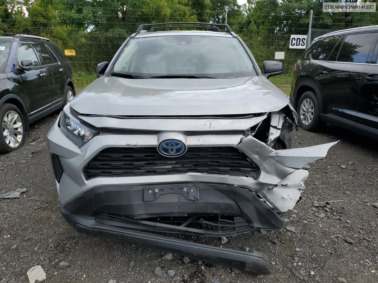 2T3LWRFV3NW141537 2022 Toyota Rav4 Le