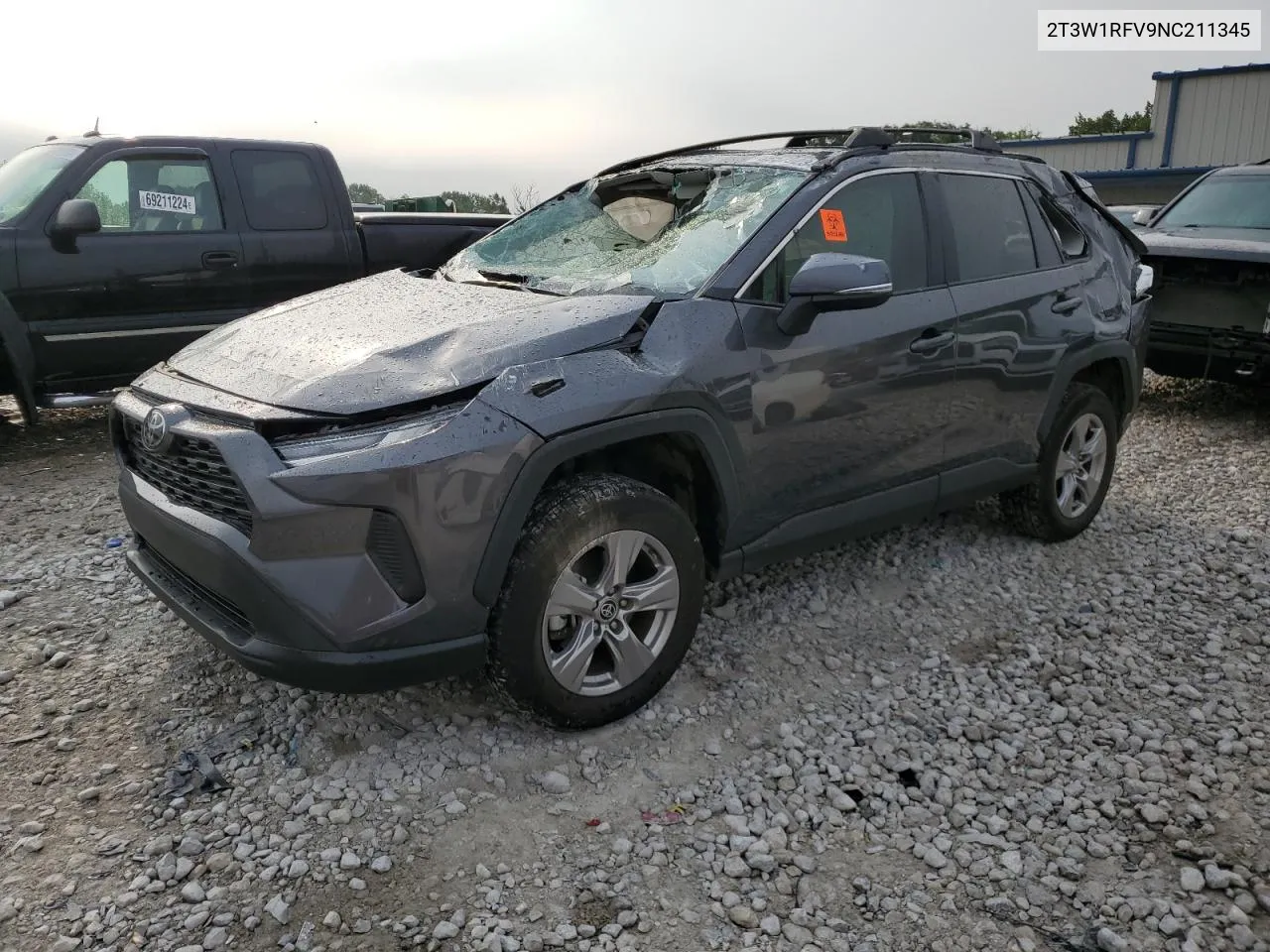 2T3W1RFV9NC211345 2022 Toyota Rav4 Xle