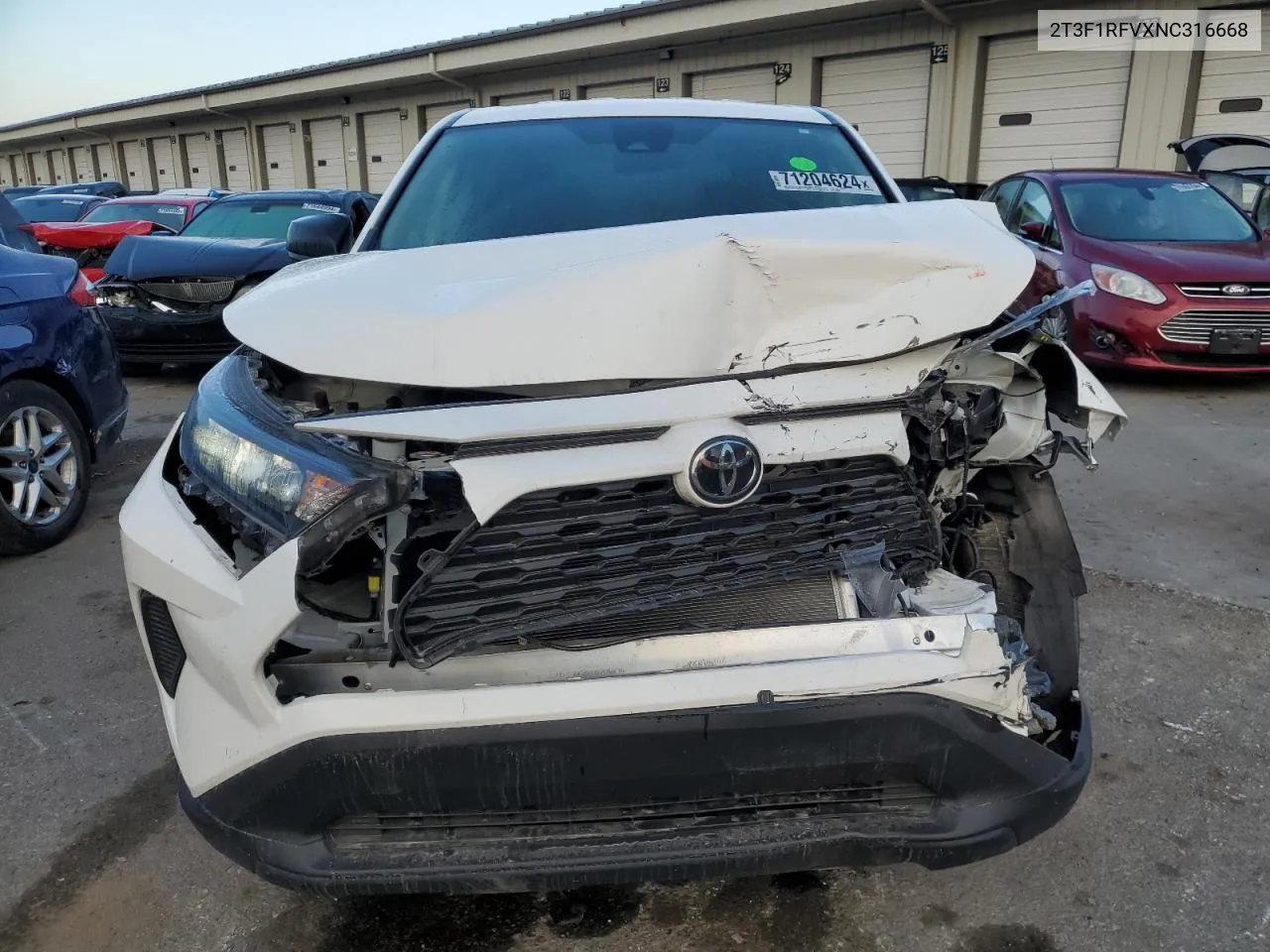 2T3F1RFVXNC316668 2022 Toyota Rav4 Le