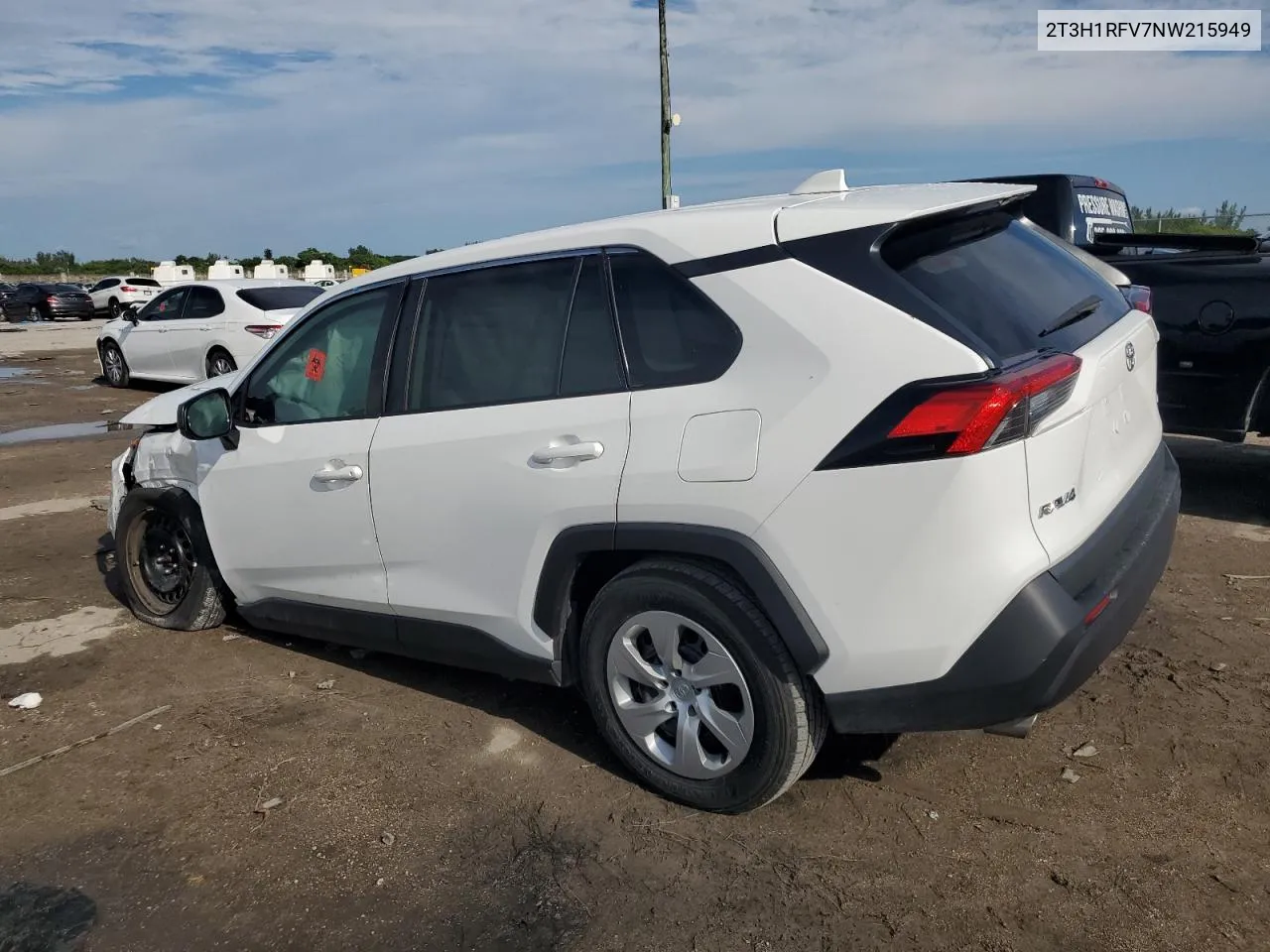 2T3H1RFV7NW215949 2022 Toyota Rav4 Le