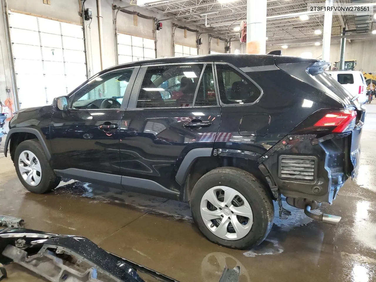 2T3F1RFV0NW278561 2022 Toyota Rav4 Le