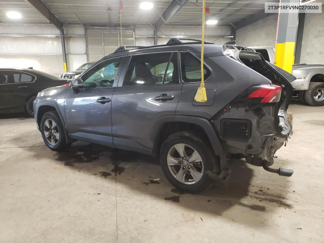 2T3P1RFV9NC270030 2022 Toyota Rav4 Xle