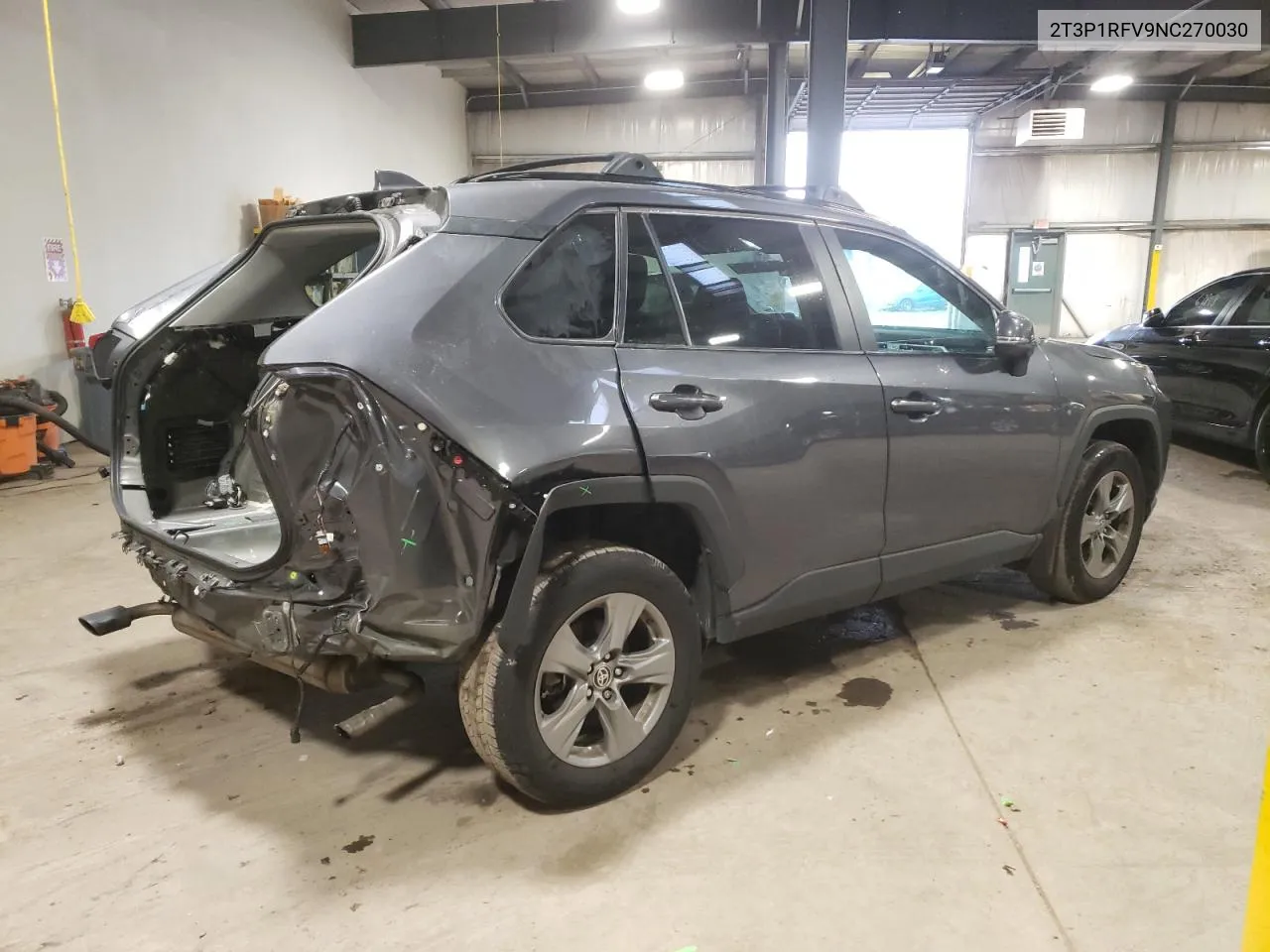 2T3P1RFV9NC270030 2022 Toyota Rav4 Xle