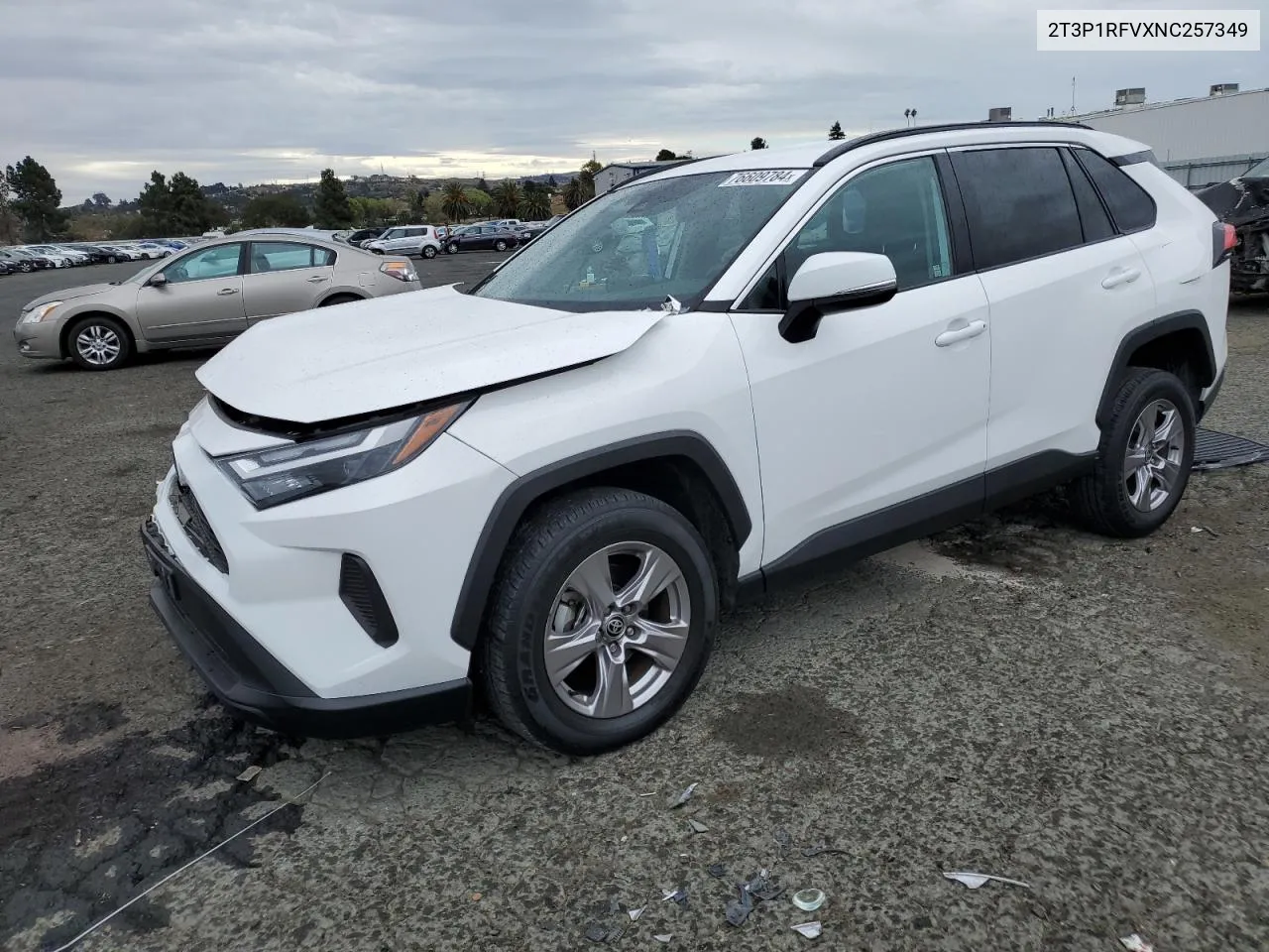 2022 Toyota Rav4 Xle VIN: 2T3P1RFVXNC257349 Lot: 76609784