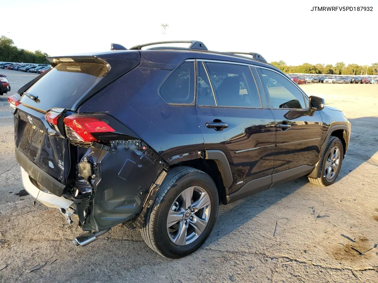 JTMRWRFV5PD187932 2023 Toyota Rav4 Xle