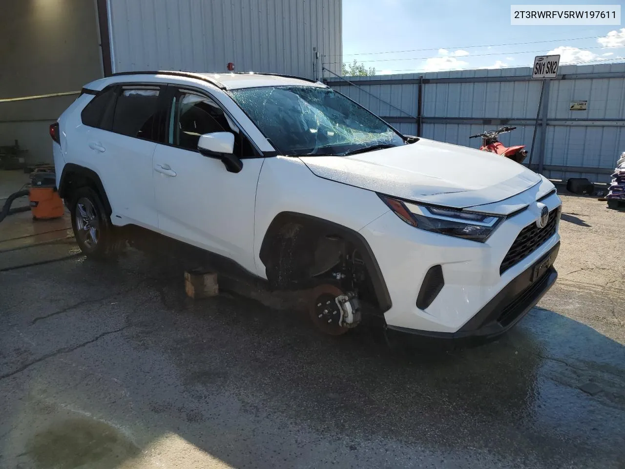 2T3RWRFV5RW197611 2024 Toyota Rav4 Xle