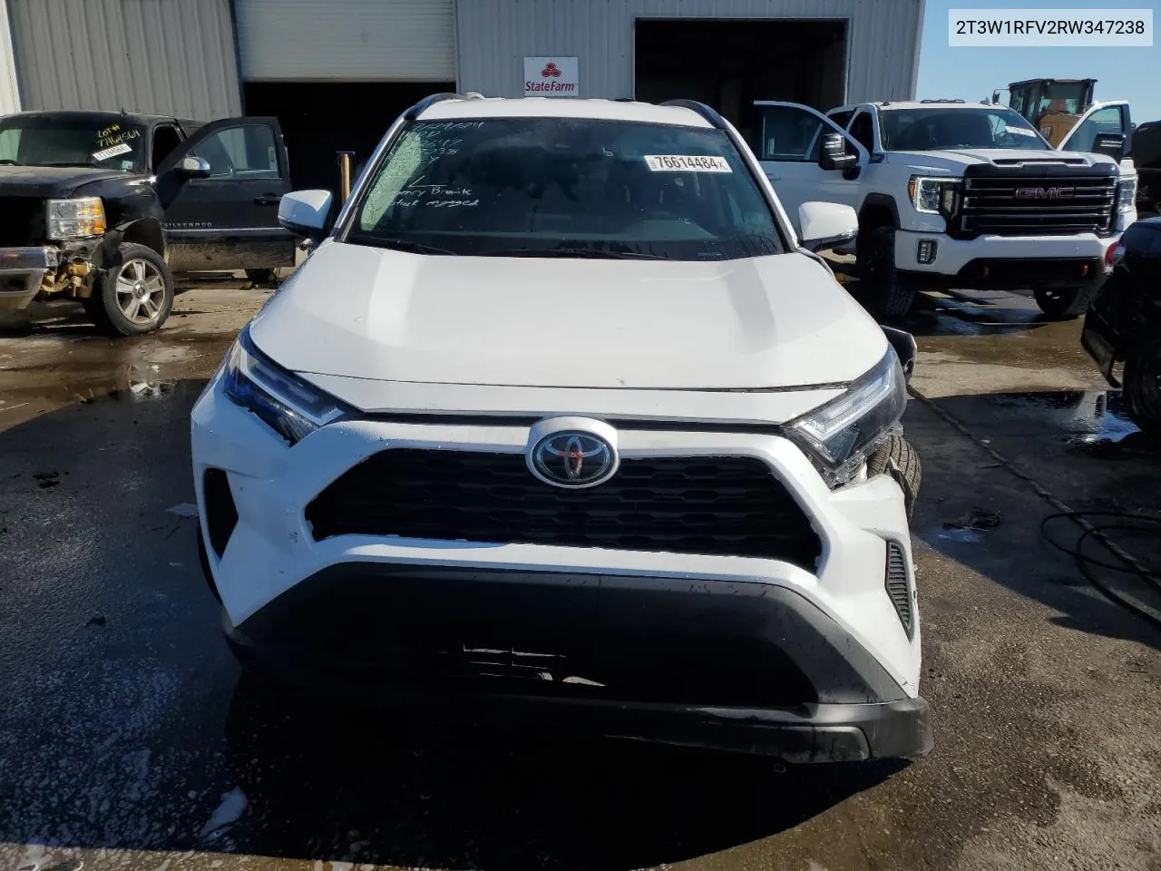 2024 Toyota Rav4 Xle VIN: 2T3W1RFV2RW347238 Lot: 76614484