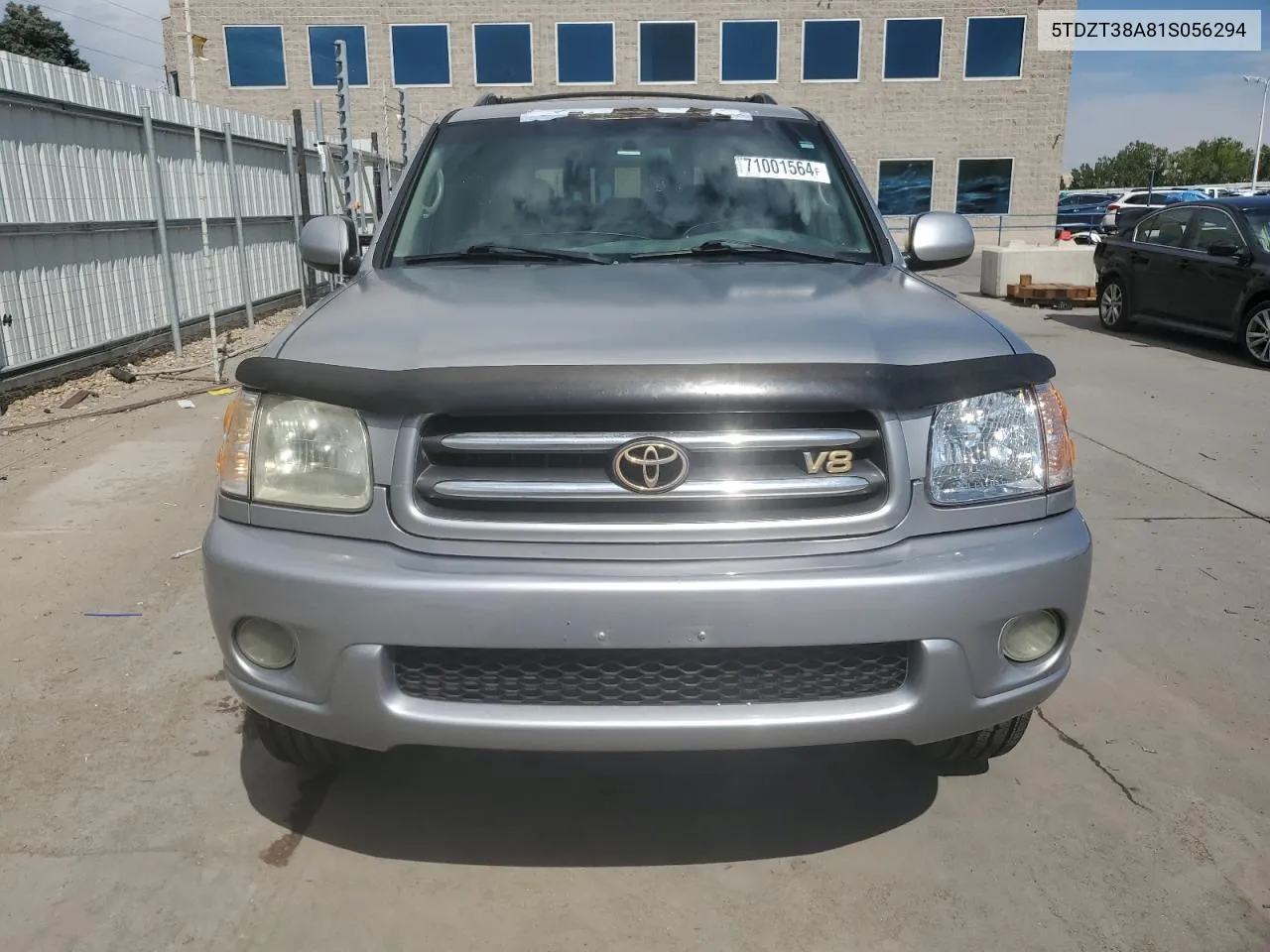 2001 Toyota Sequoia Limited VIN: 5TDZT38A81S056294 Lot: 71001564