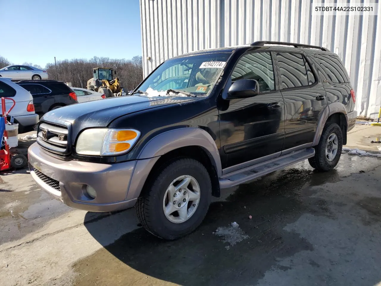 2002 Toyota Sequoia Sr5 VIN: 5TDBT44A22S102331 Lot: 42942774