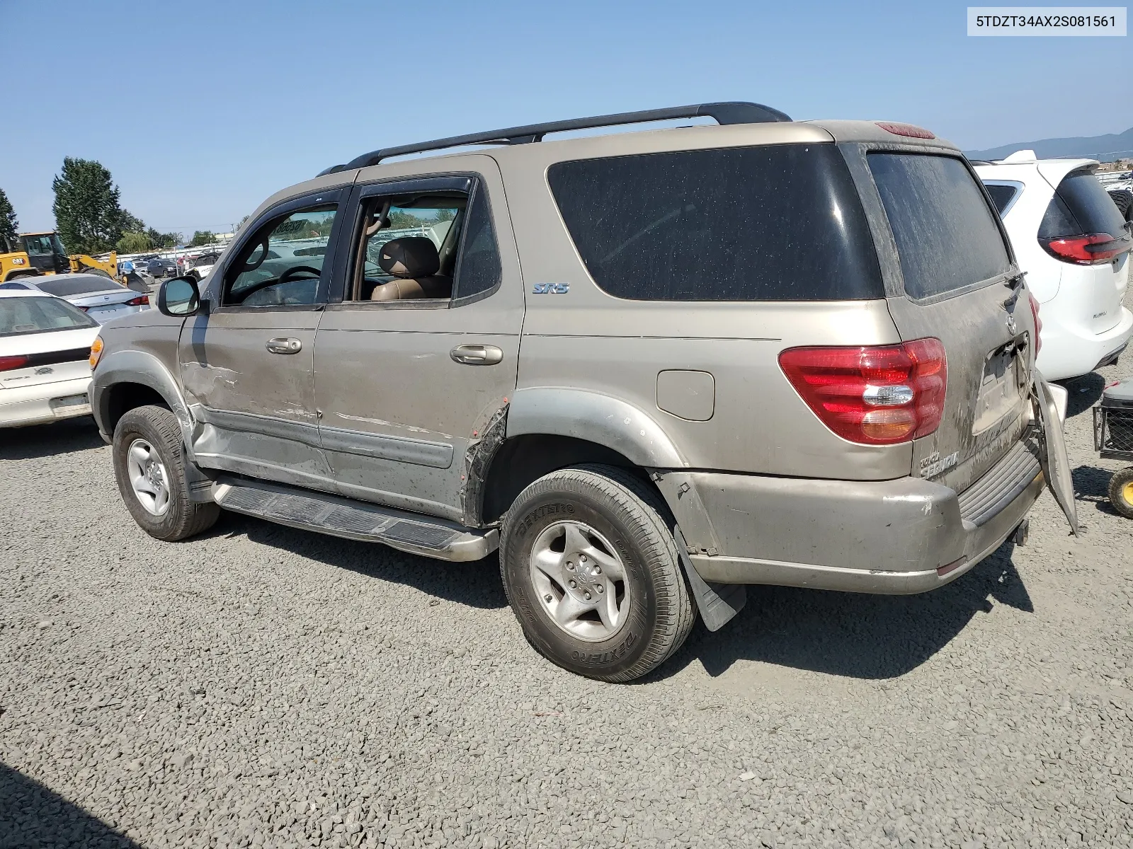 2002 Toyota Sequoia Sr5 VIN: 5TDZT34AX2S081561 Lot: 62568744